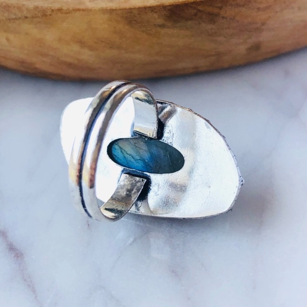Silver Labradorite Statement Ring - image 8